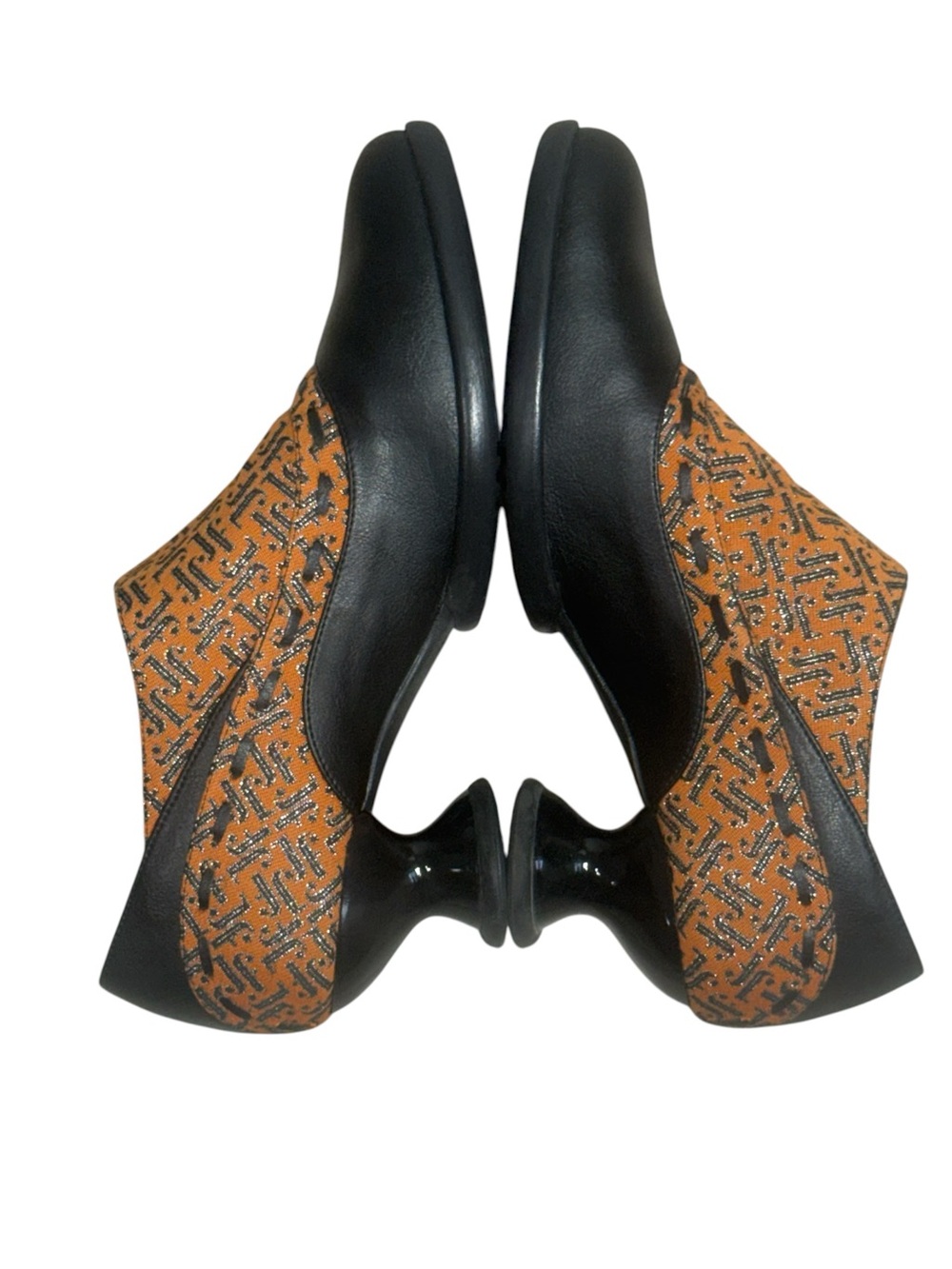 John Fluevog Enneagram Achiever Black Vegan Monogram Side Buckle Heels Size 10 - Picture 6 of 10